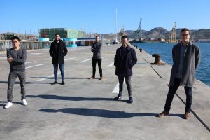 El equipo de la Región premiado en el certamen Europan, en el puerto de Cartagena. / SIMONA RAGNOLINI